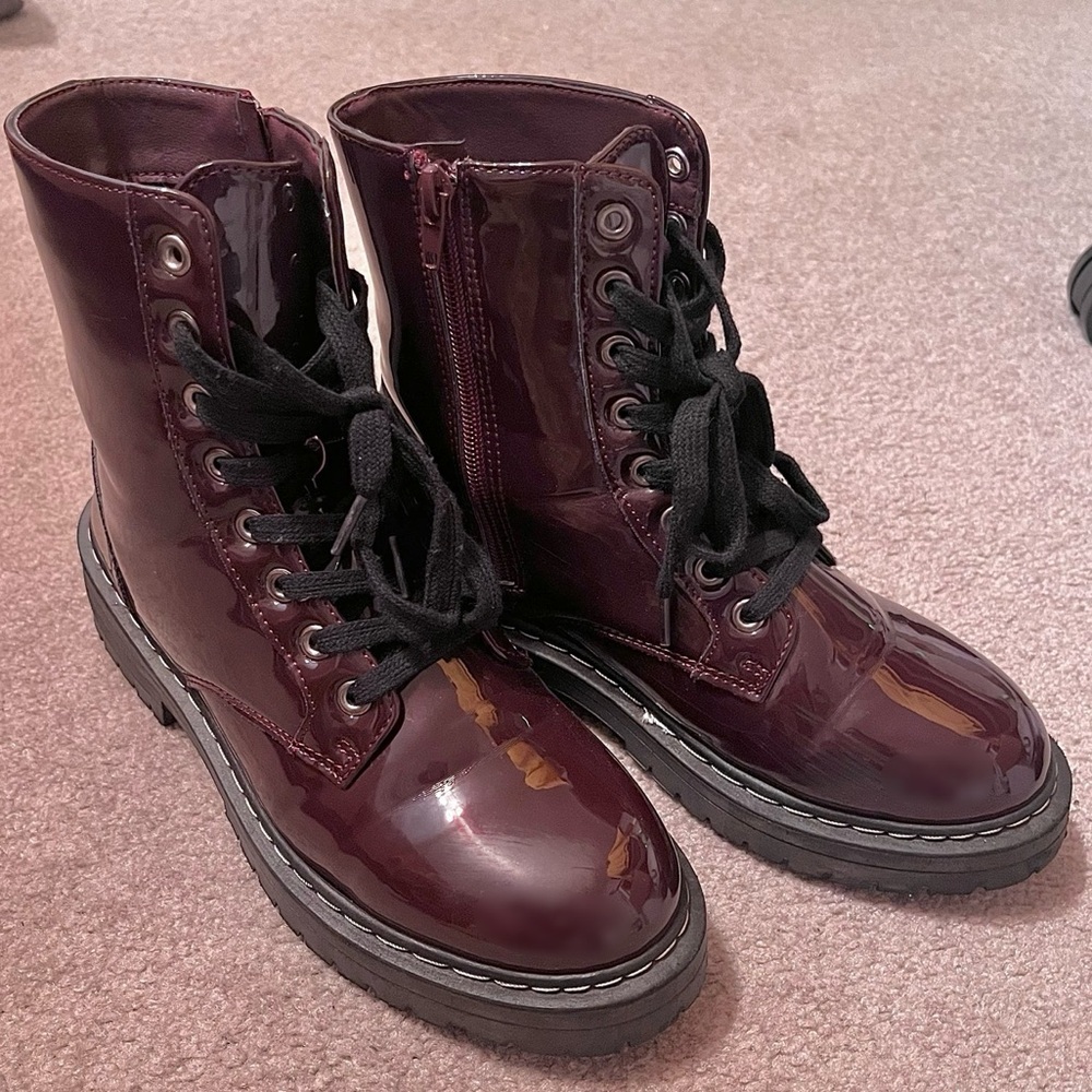 TRUE CRAFT Women’s Burgundy Faux-Leather Combat Boots